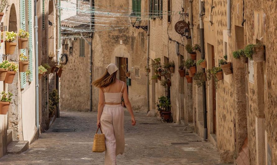 Capturing the Magic: Photography Tips for Perfect Afternoon Light in Valldemossa