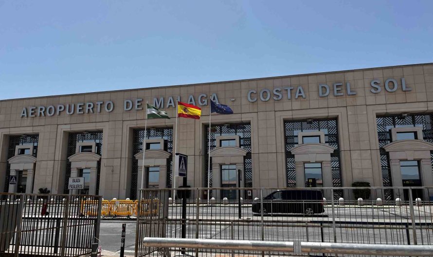 Transportation, Shopping, and Safety: Comprehensive Tips for Traveling in Málaga